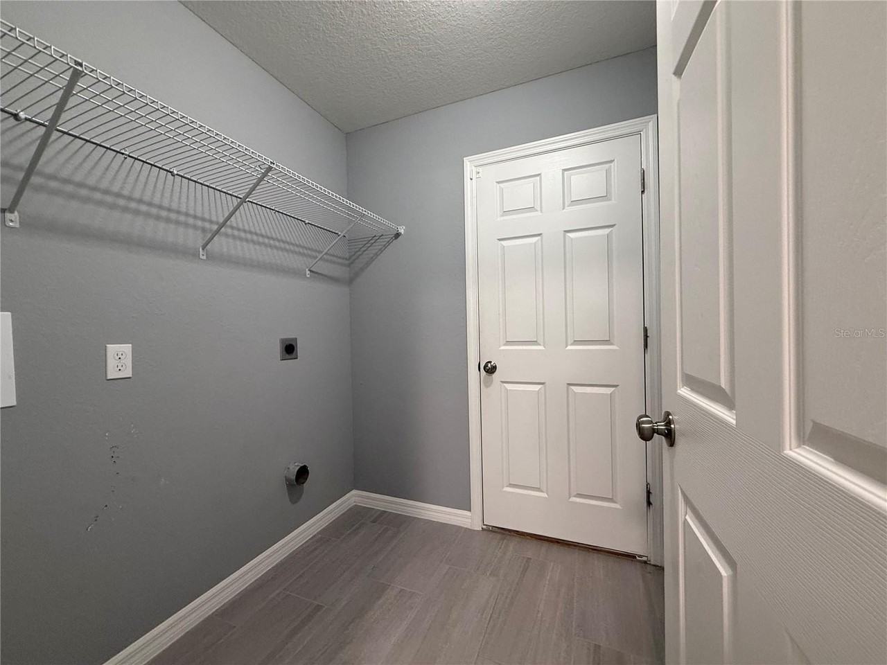 6299 Nw 61st Ave - Photo 5 of 12