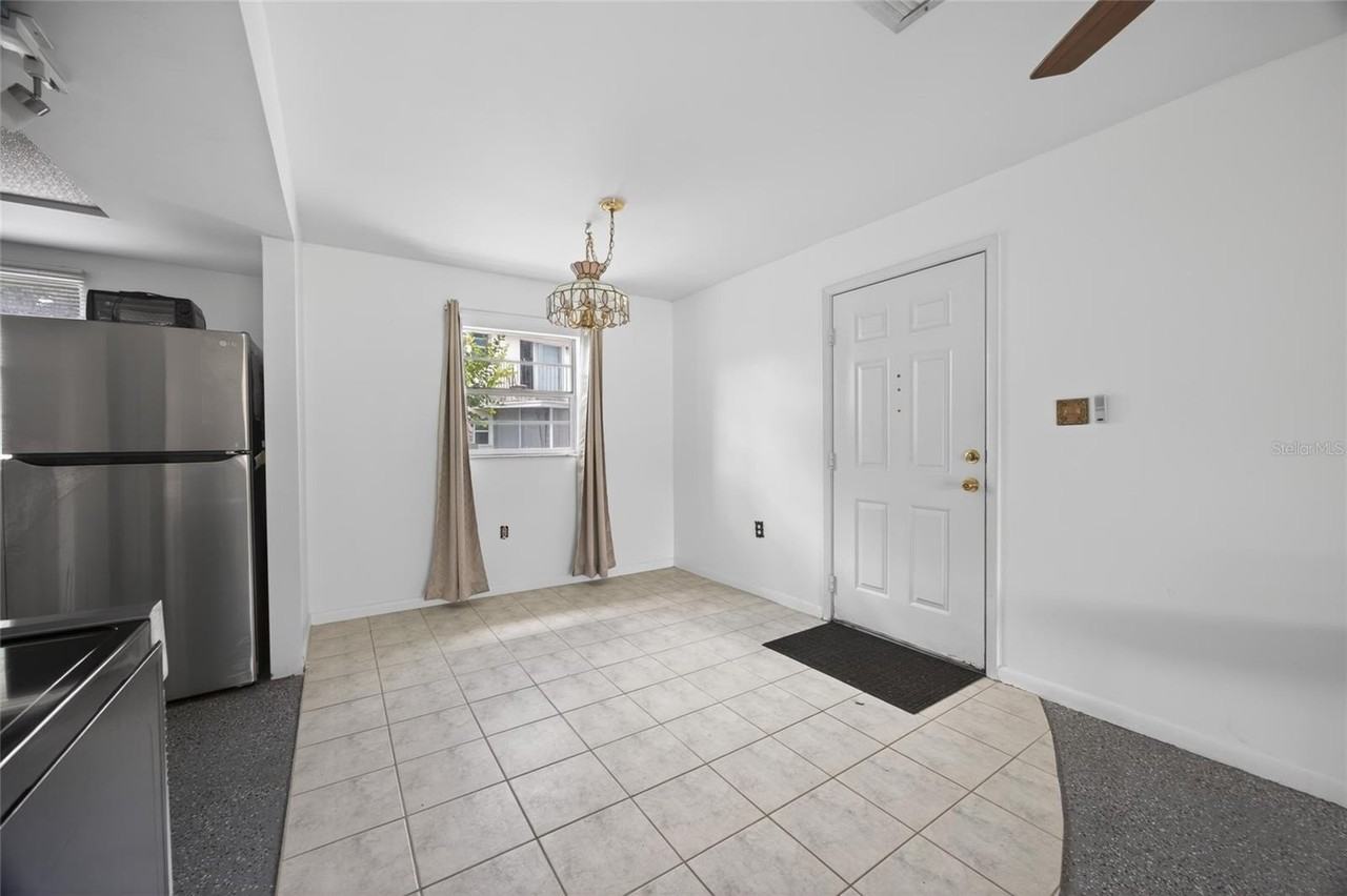 1567 Se 27th St #D - Photo 7 of 25