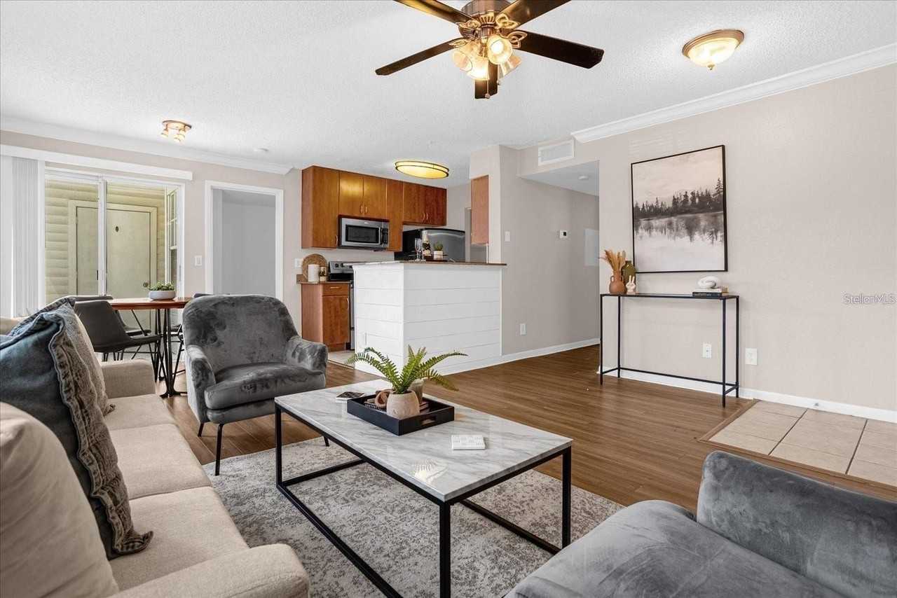 11544 Westwood Blvd #1311 - Photo 5 of 21