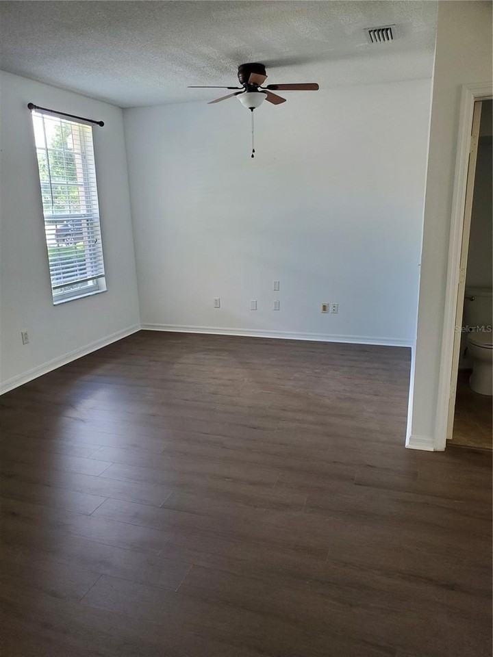 1411 Sedgwick Dr - Photo 7 of 20