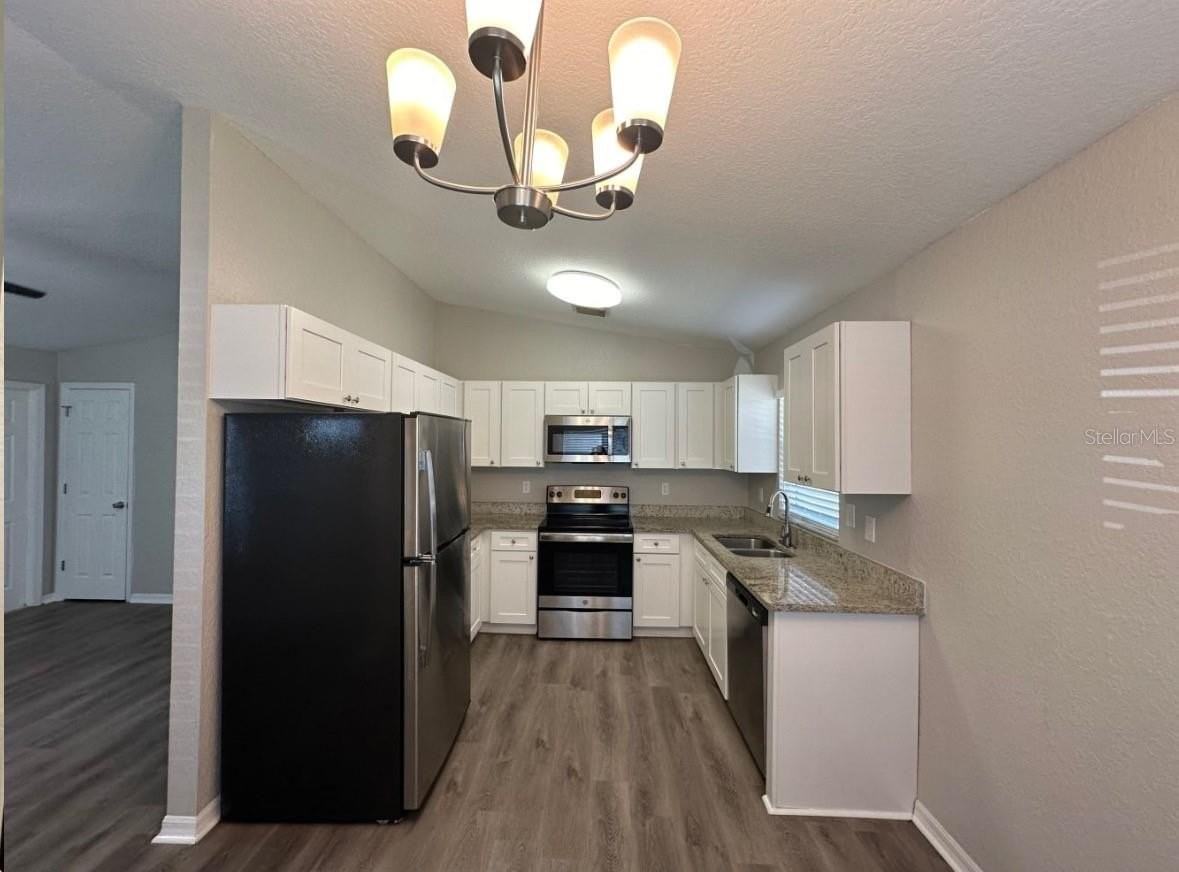 9725 Fox Hollow Rd - Photo 3 of 12