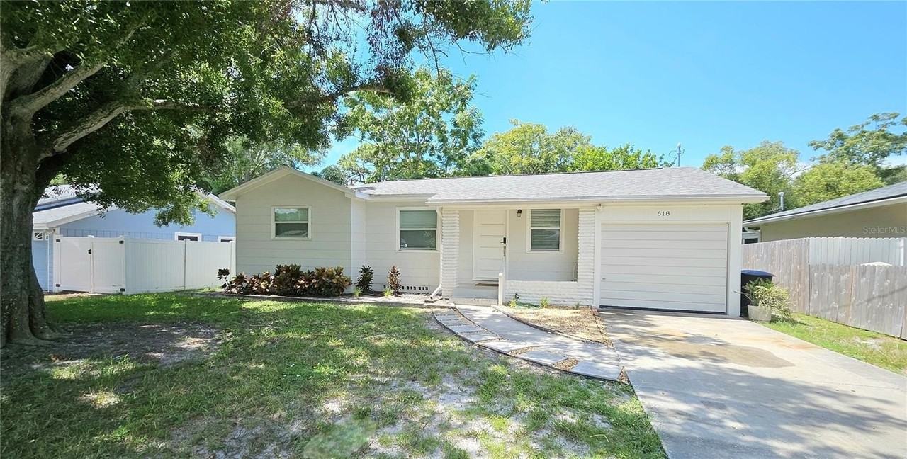 618 S Crest Ave - Photo 2 of 19