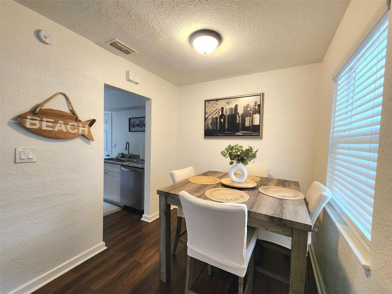 618 S Crest Ave - Photo 7 of 19