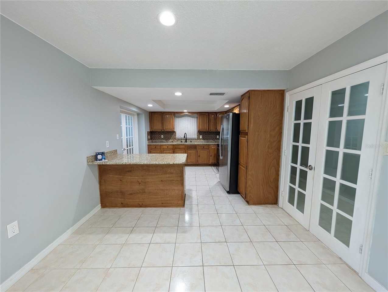 6947 Bottle Brush Dr - Photo 5 of 30