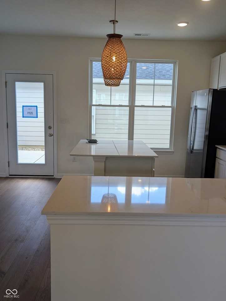 2650 Marjorie Ln - Photo 5 of 20