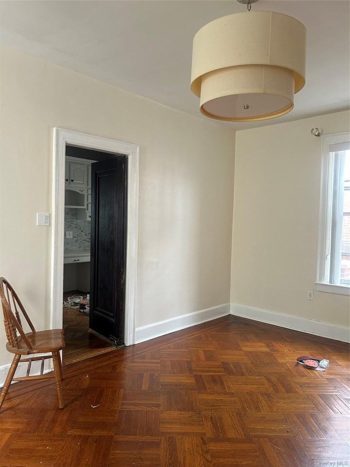 594 E 38th St - Photo 5 of 17