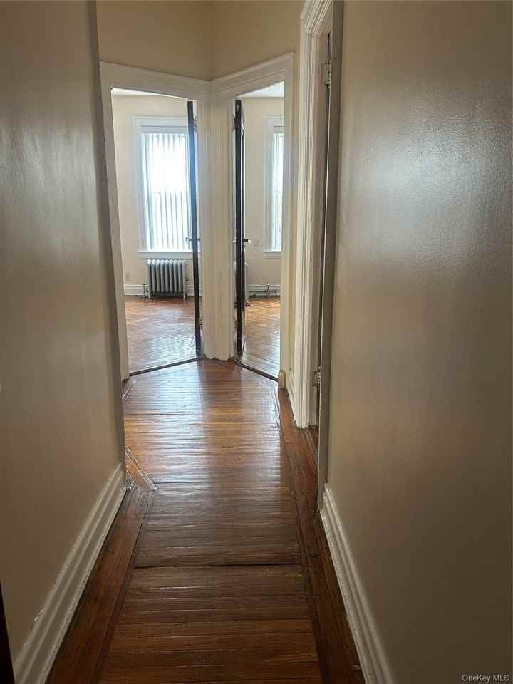 594 E 38th St - Photo 6 of 17