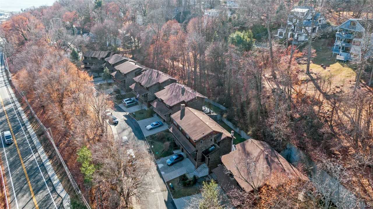 15 Longview Ct #15 - Photo 5 of 34