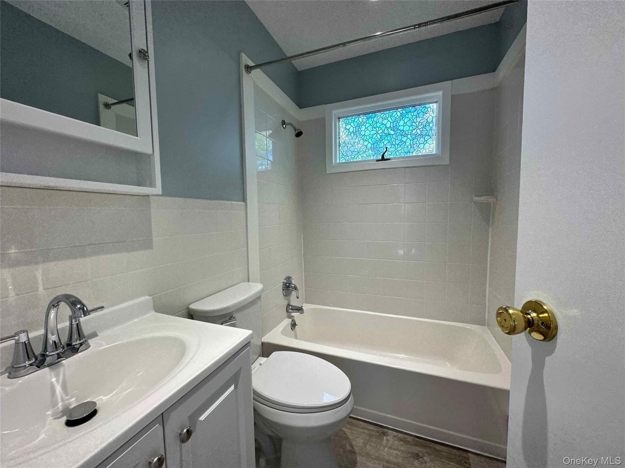 8 Bayard Ave - Photo 4 of 12