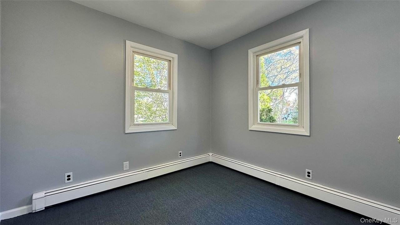 8 Bayard Ave - Photo 5 of 12