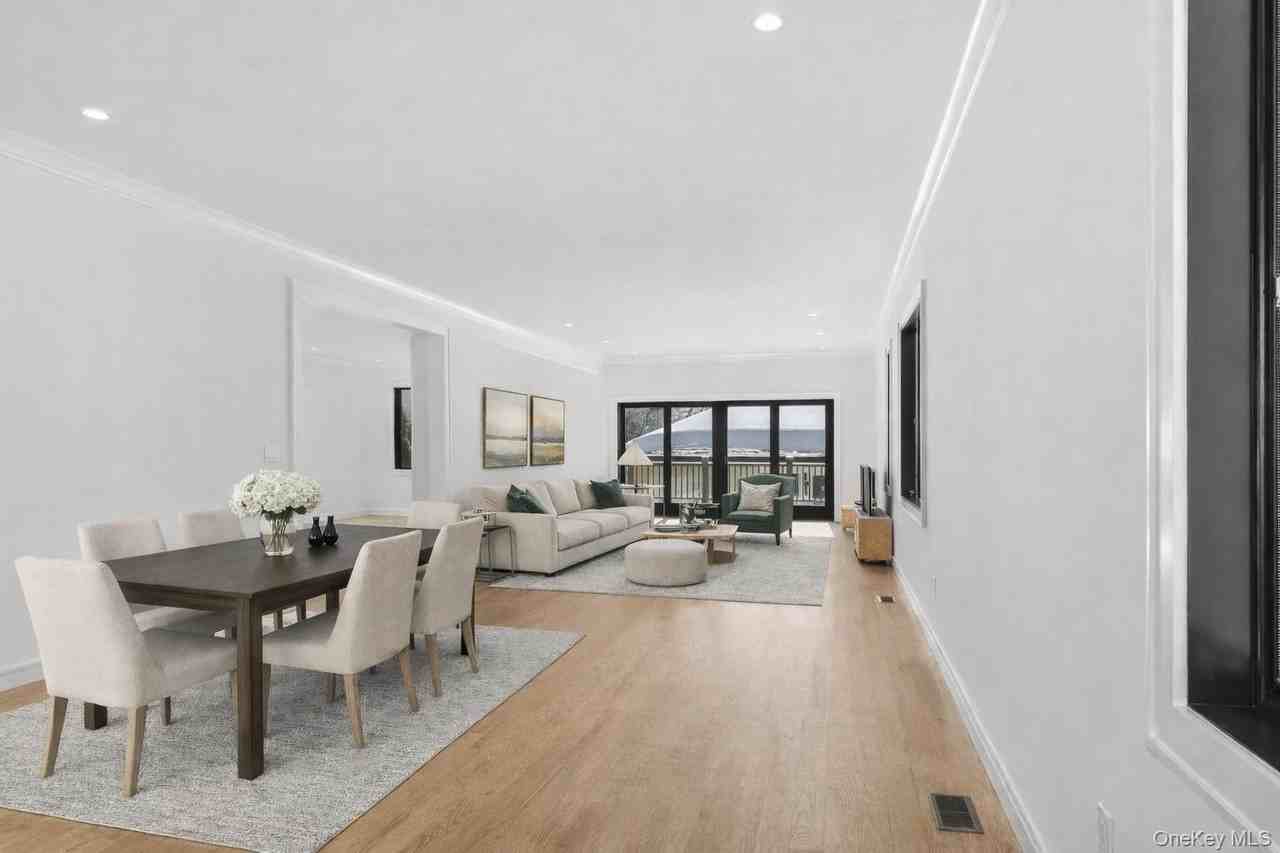 31 Gedney Way - Photo 5 of 44