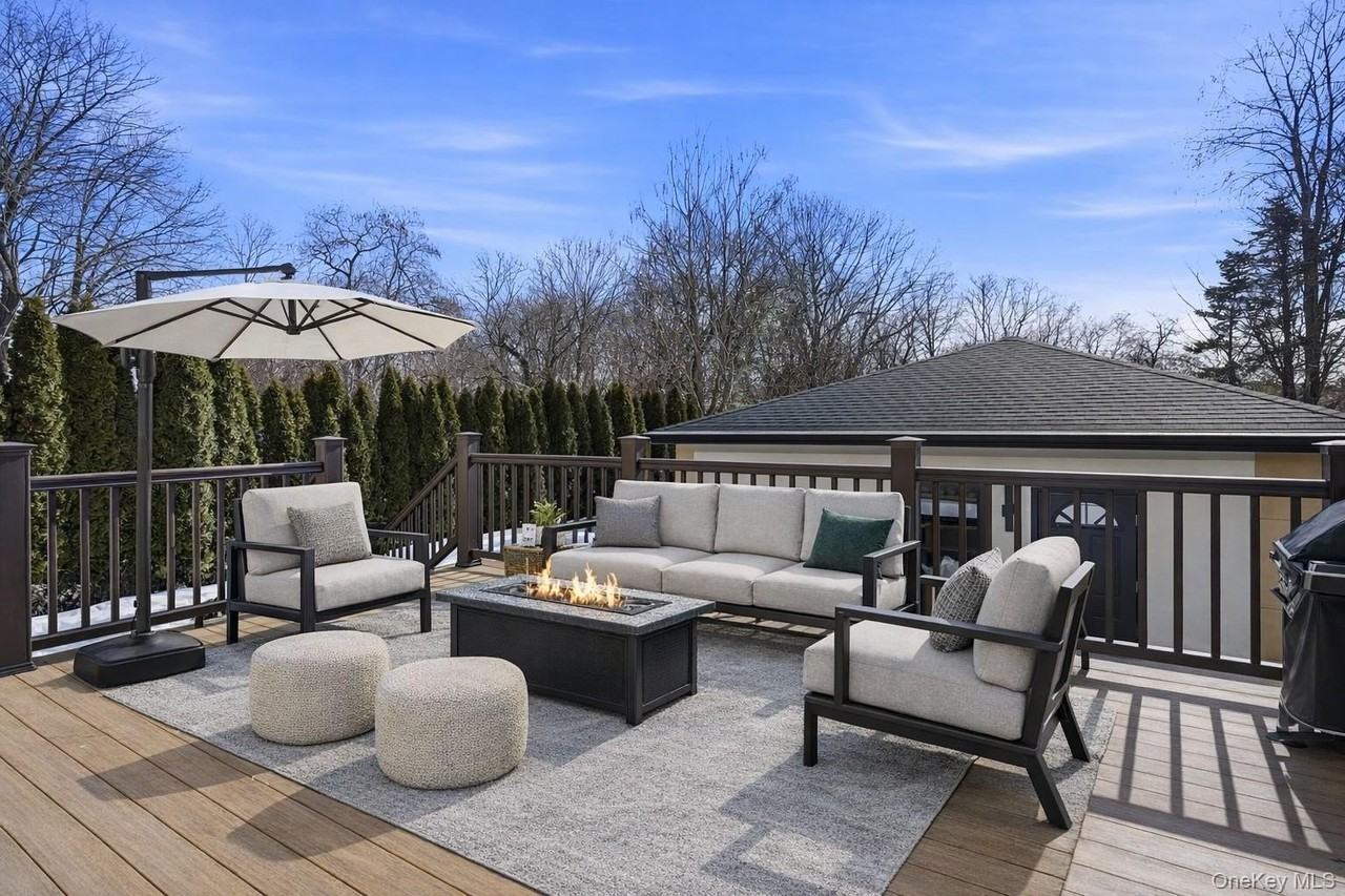 31 Gedney Way - Photo 7 of 44