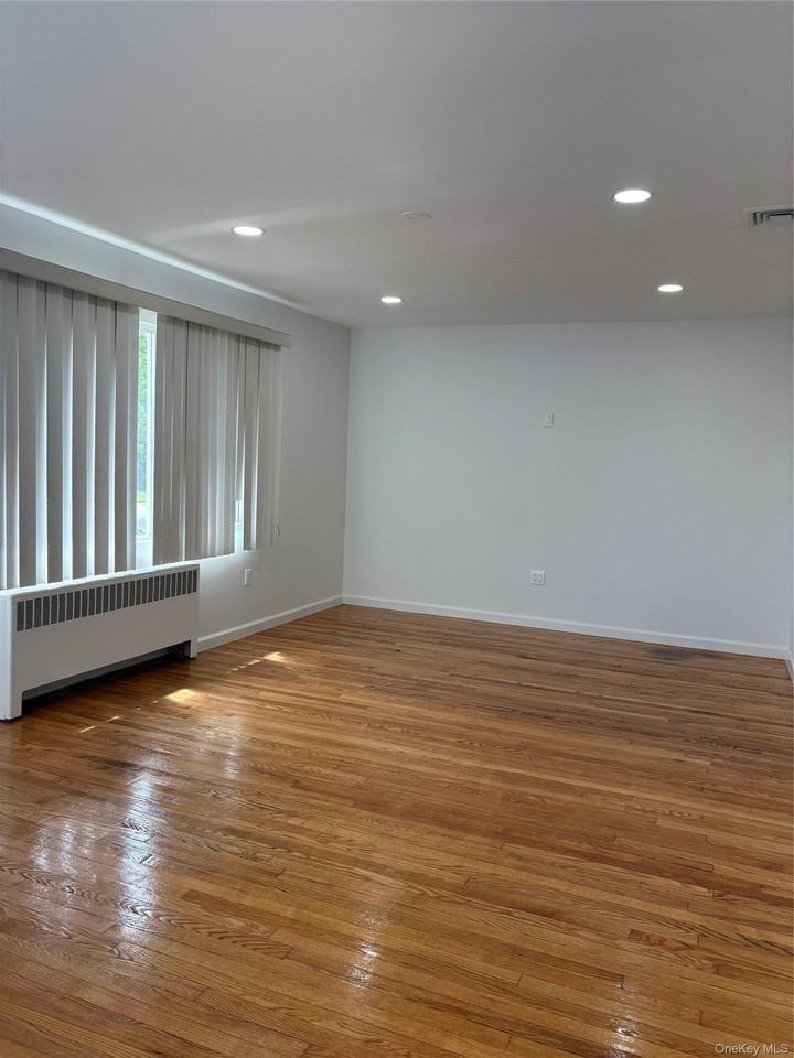 2262 Leighton Rd - Photo 5 of 12