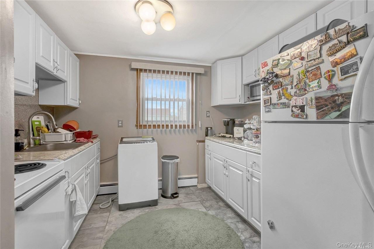 175 Wickfield Ln - Photo 4 of 21