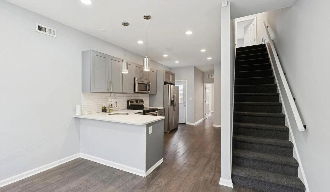 N Bouvier St - Photo 2 of 9