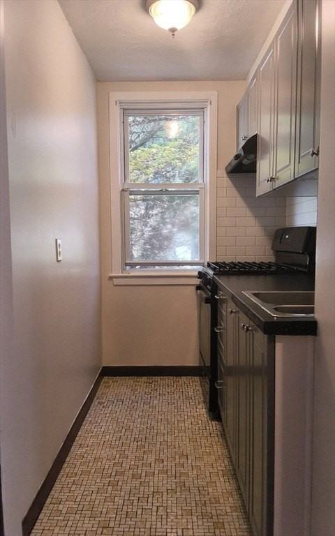 560 William St #1 - Photo 7 of 11