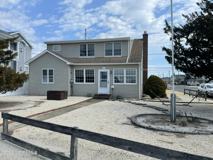 207 Bay Blvd - Photo 1 of 1