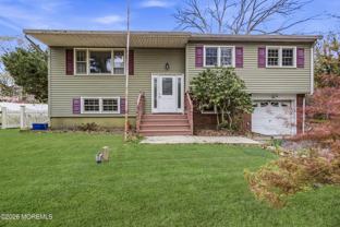 536 River Dr - Photo 1 of 1