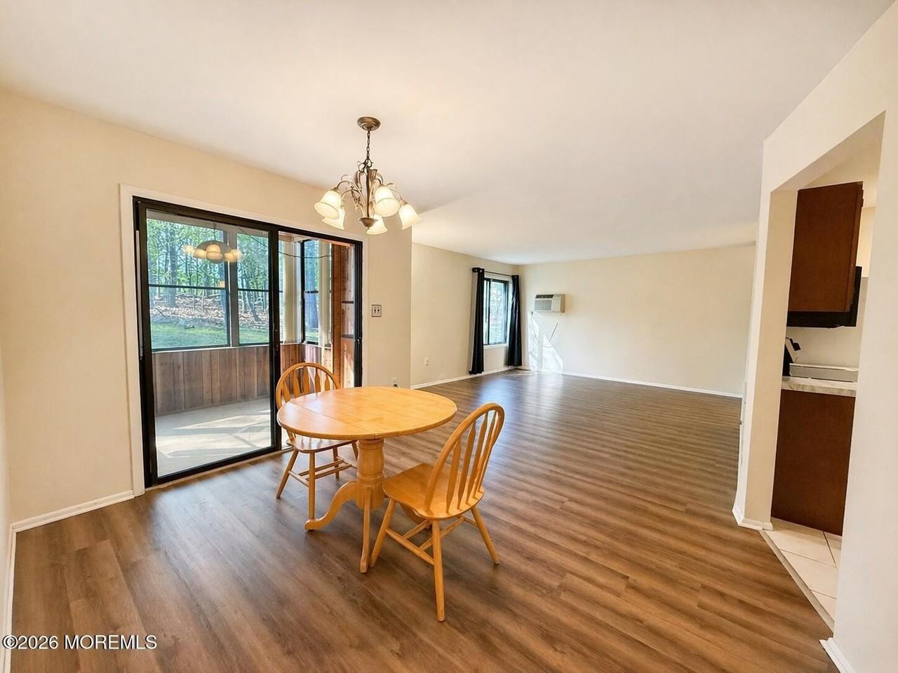 174 Amberly Dr #C - Photo 4 of 9