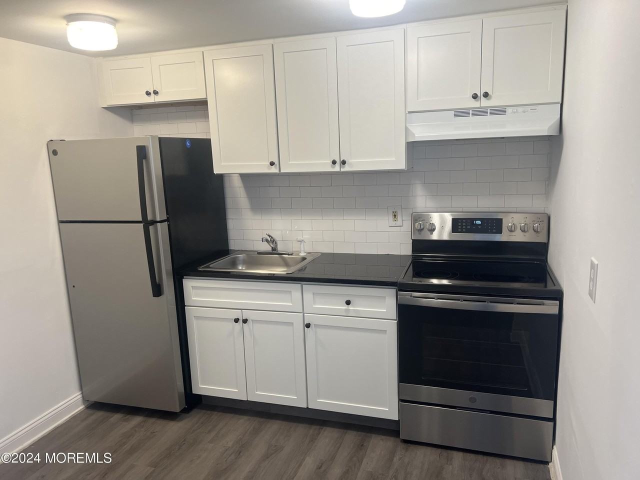 711 Wall Rd #13 - Photo 3 of 10