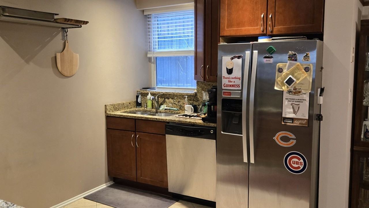 4215 N Sheridan Rd #G - Photo 6 of 19