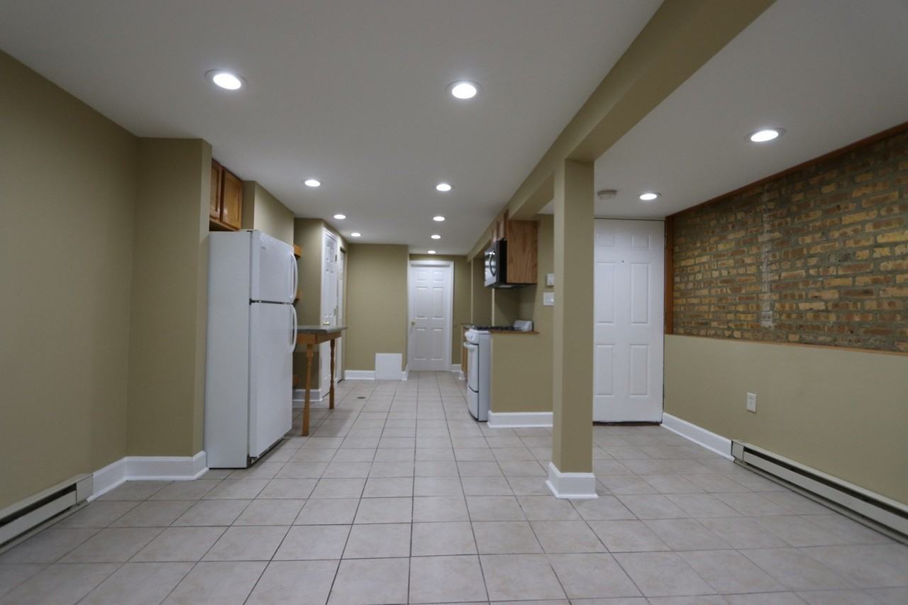 4457 W Wrightwood Ave - Photo 3 of 8