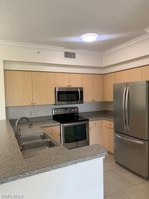 1180 Reserve Way #206 - Photo 3 of 18