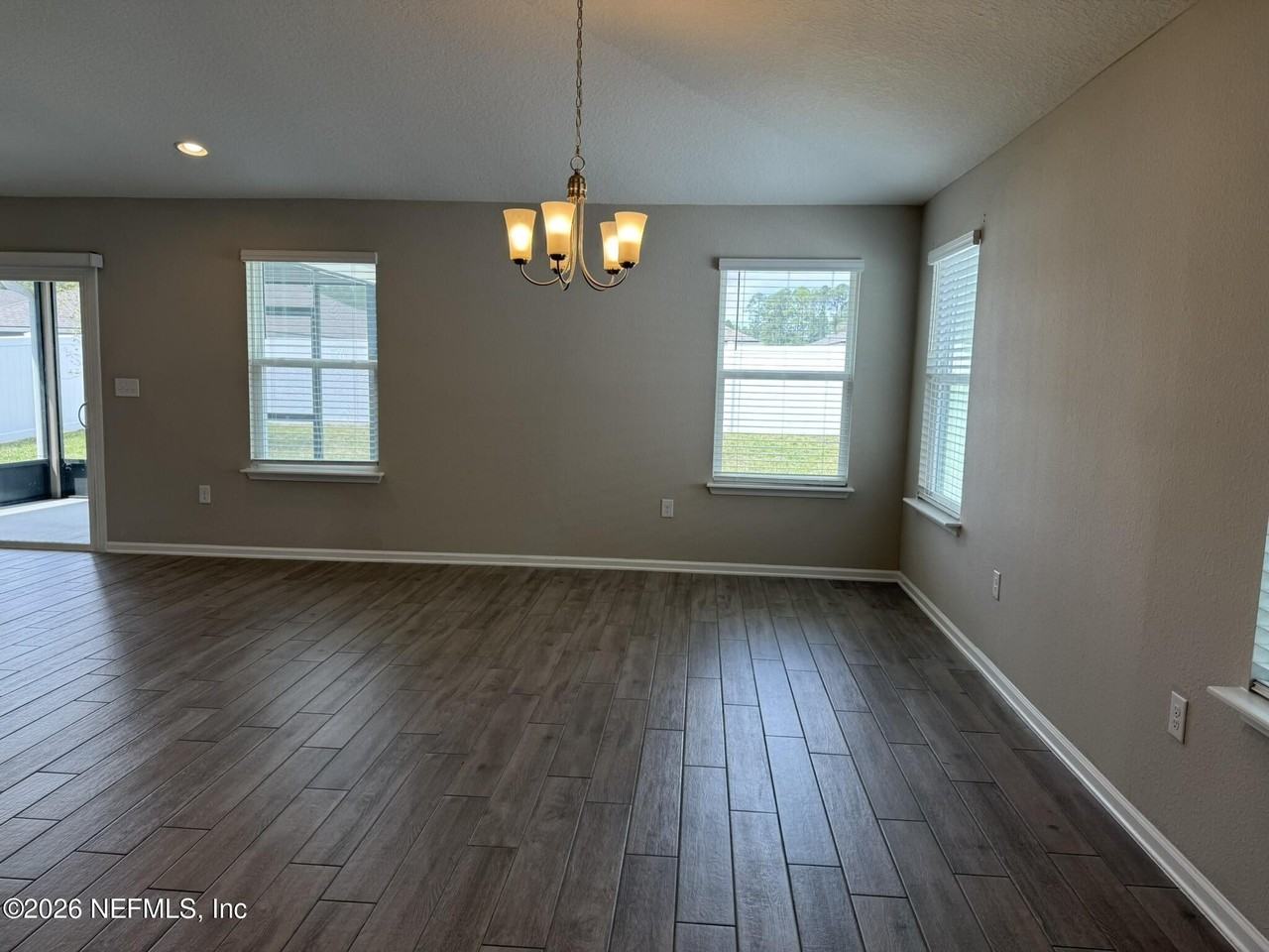 7713 Island Fox Rd - Photo 5 of 21