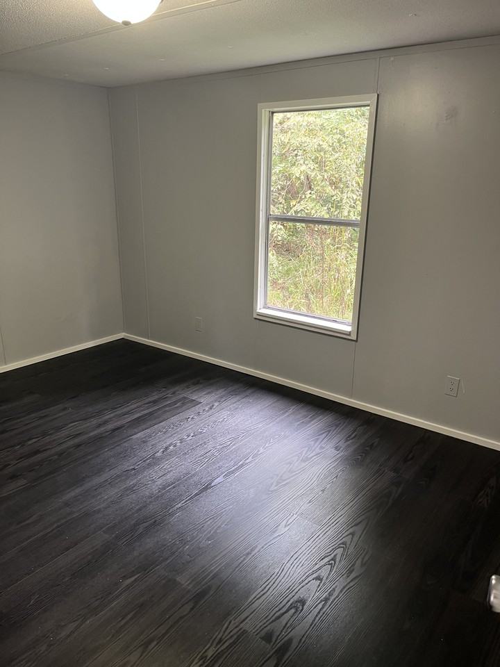 23 Brinwood Dr #1 - Photo 3 of 9