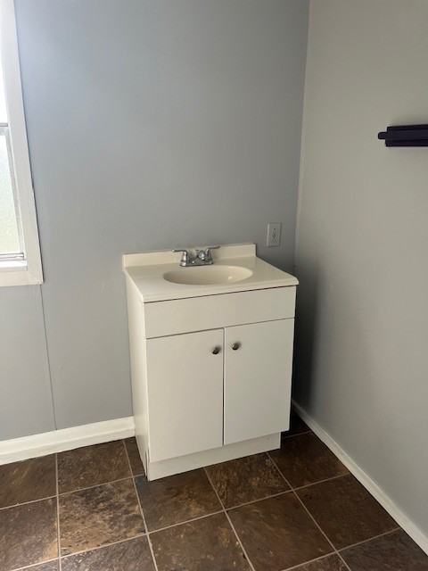 23 Brinwood Dr #1 - Photo 7 of 9