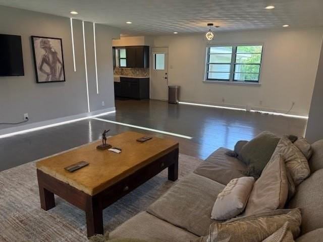 436 Degan Ave - Photo 3 of 25