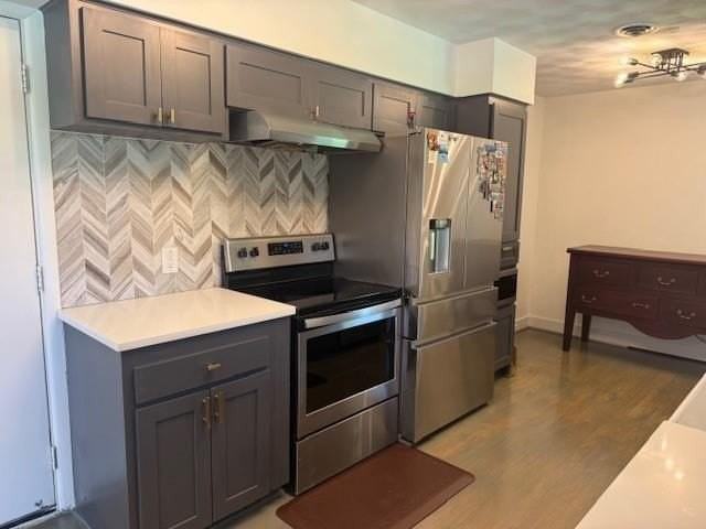436 Degan Ave - Photo 7 of 25