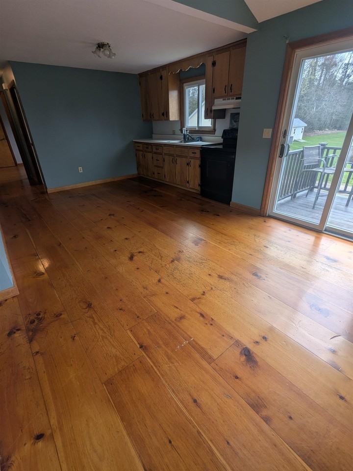 117 Sherburne Rd #B - Photo 3 of 15