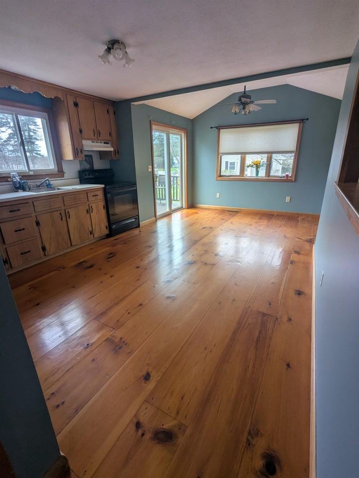 117 Sherburne Rd #B - Photo 4 of 15