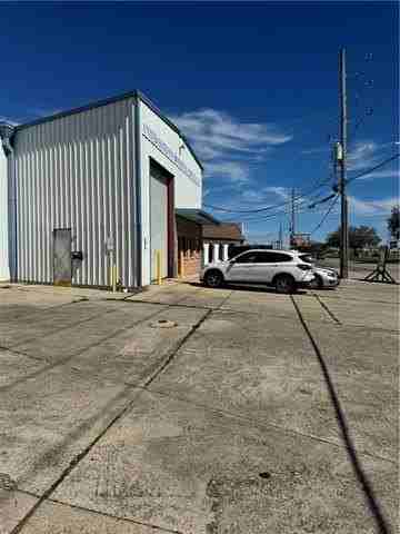 2809 E Judge Perez Dr - Photo 2 of 14