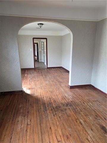 2520 Leonidas St - Photo 2 of 8
