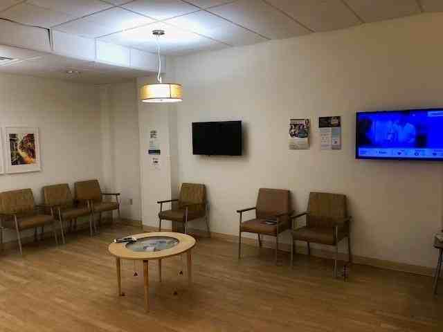 4517 Veterans Memorial Blvd - Photo 5 of 14