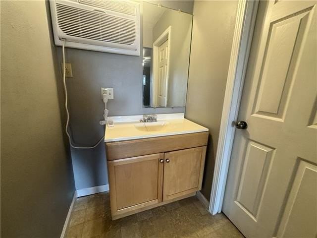 106 N Carter St #8 - Photo 5 of 7