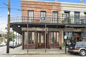 featured image of 1900 Magazine St