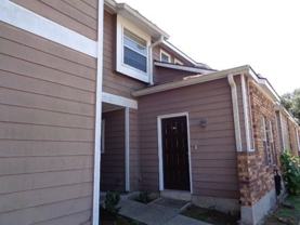 2425 Oxford Pl #113 - Photo 1 of 1