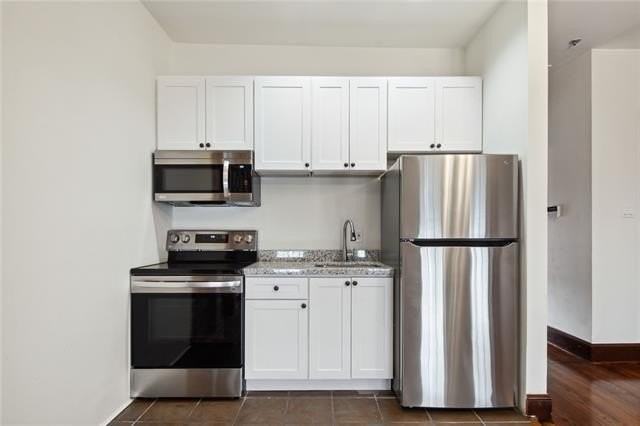 314 N Rampart St #E - Photo 5 of 9