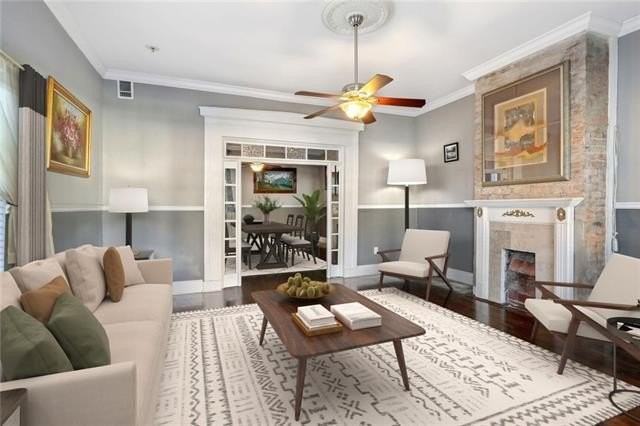 1136 Touro St - Photo 4 of 37