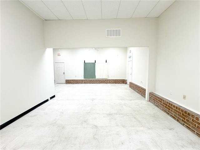 2658 Ursulines Ave - Photo 6 of 8