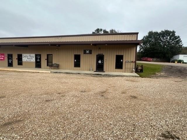 1725 Washington St - Photo 3 of 11