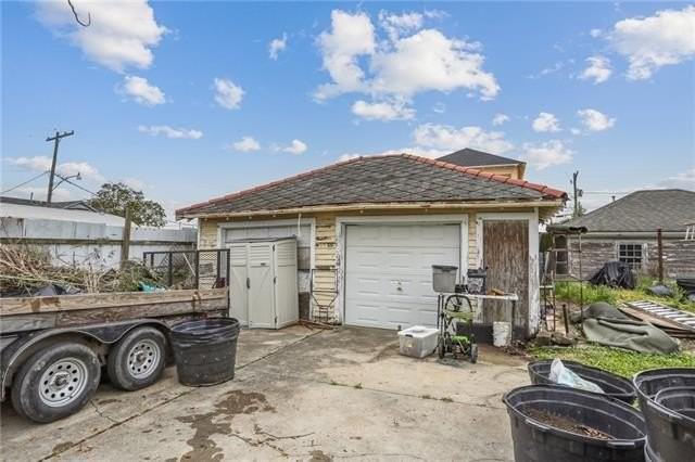 406 Iris Ave - Photo 7 of 17