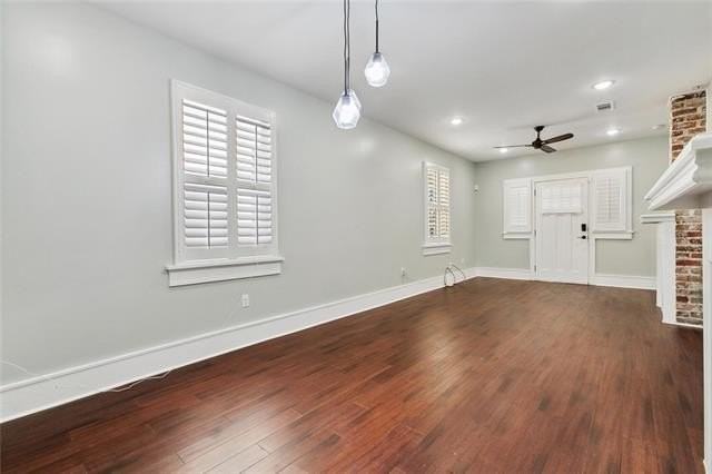 1944 Jackson Ave - Photo 5 of 20