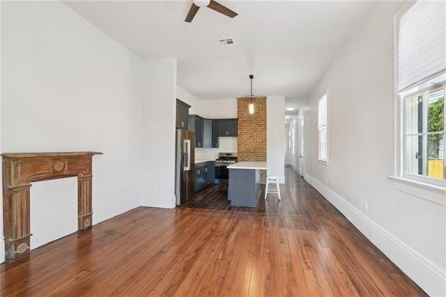 1659 N Galvez St - Photo 5 of 26