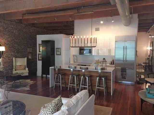 528 Baronne St #202 - Photo 4 of 12