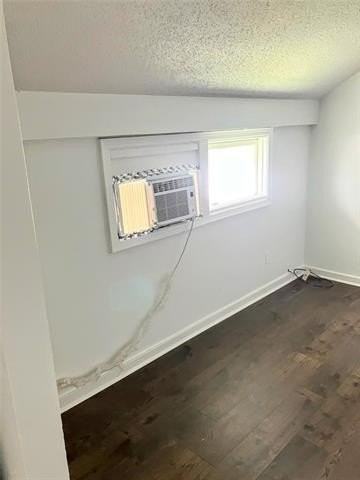 3021 Republic St - Photo 4 of 11