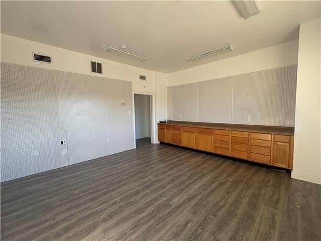 2407 Paris Rd #C - Photo 2 of 8